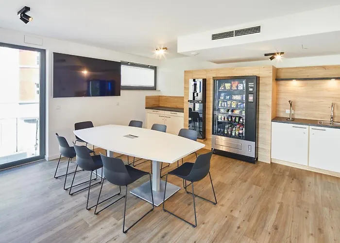 Aparthotel Vr-serviced 3*